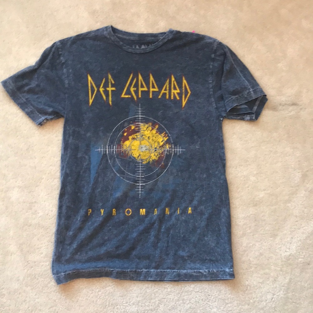 Def leopard t-shirt